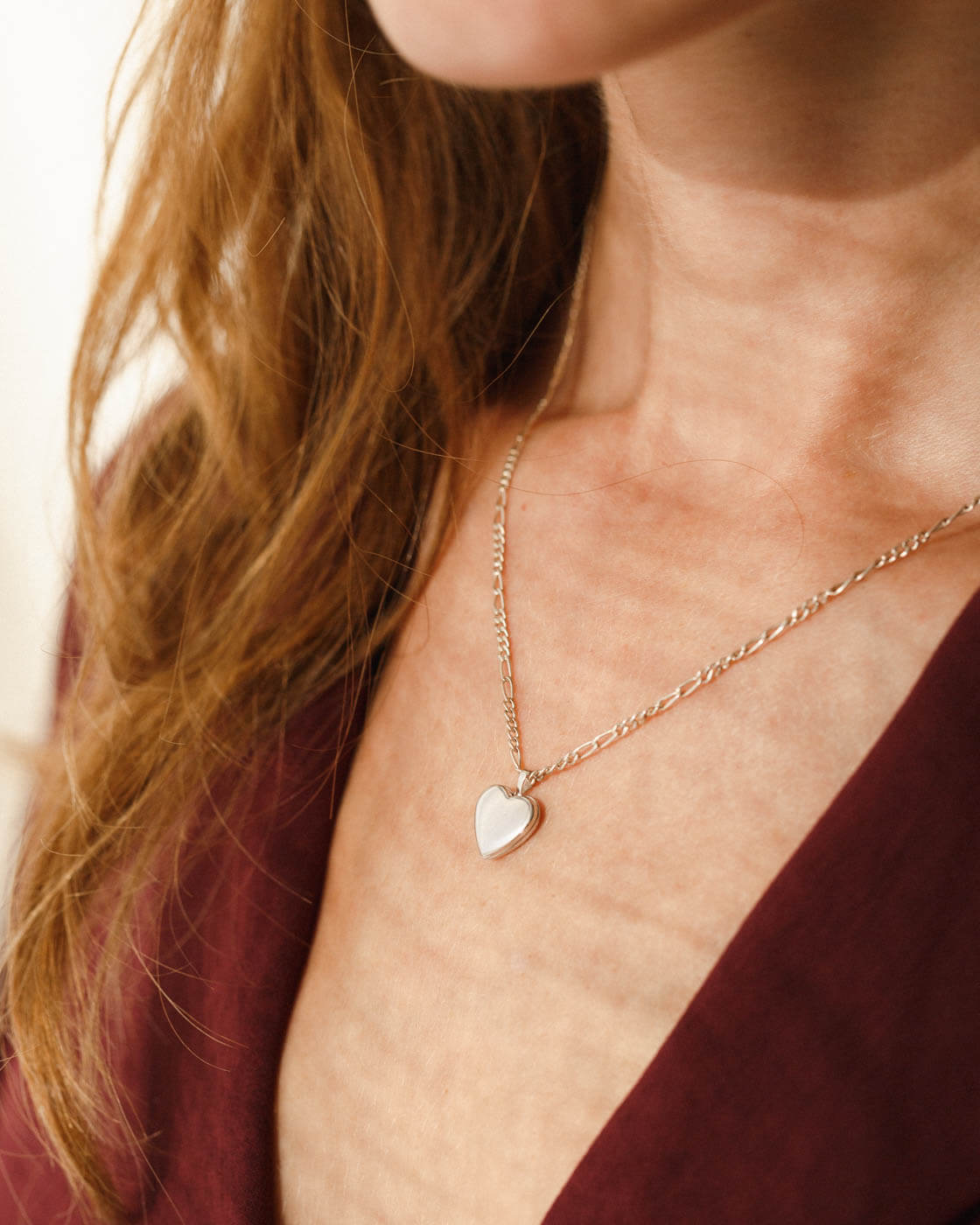 2022_gldn-model-vday-15120.jpg