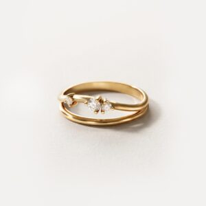Eclipse White Sapphire Ring