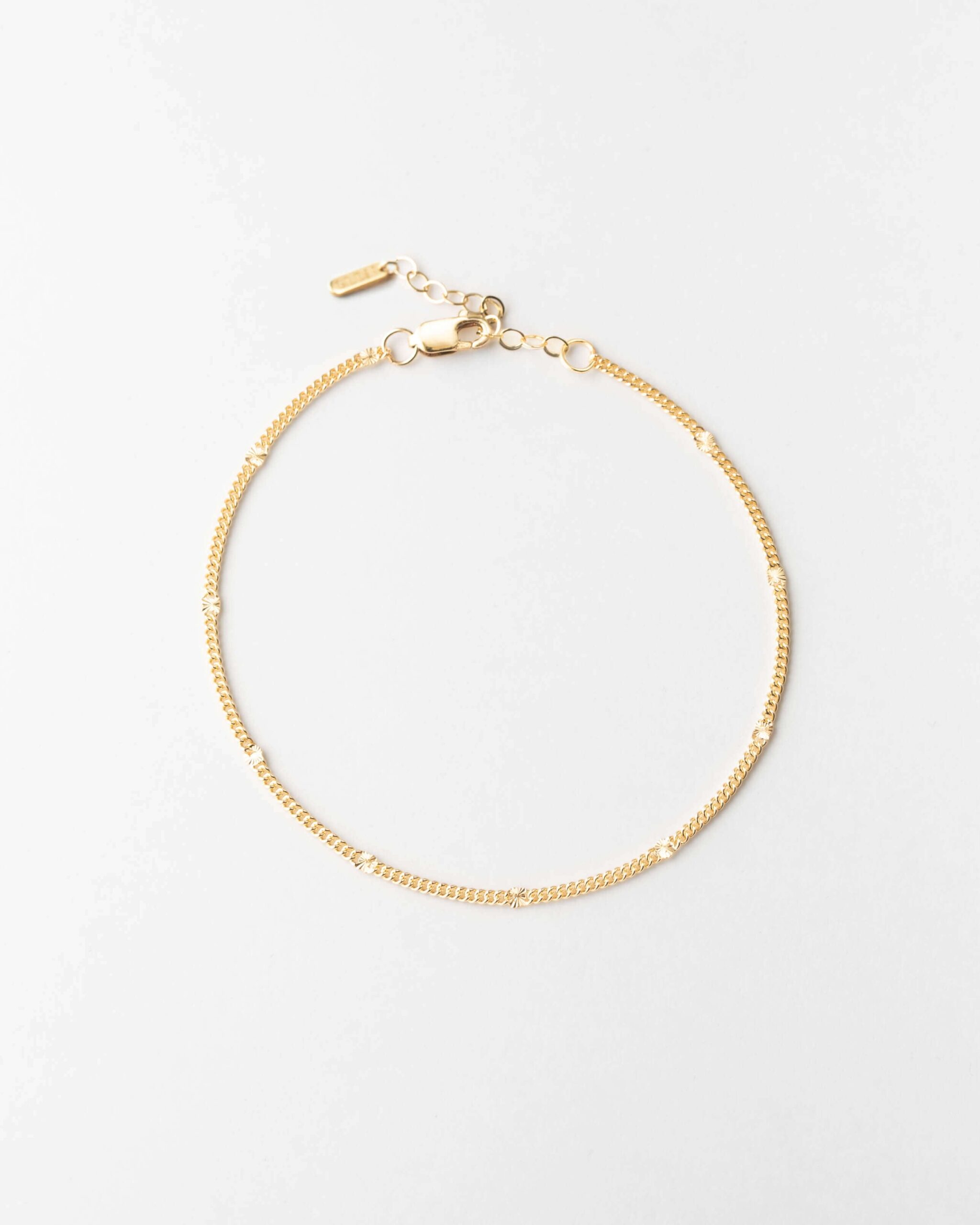 radiant-bracelet-gldn.jpg