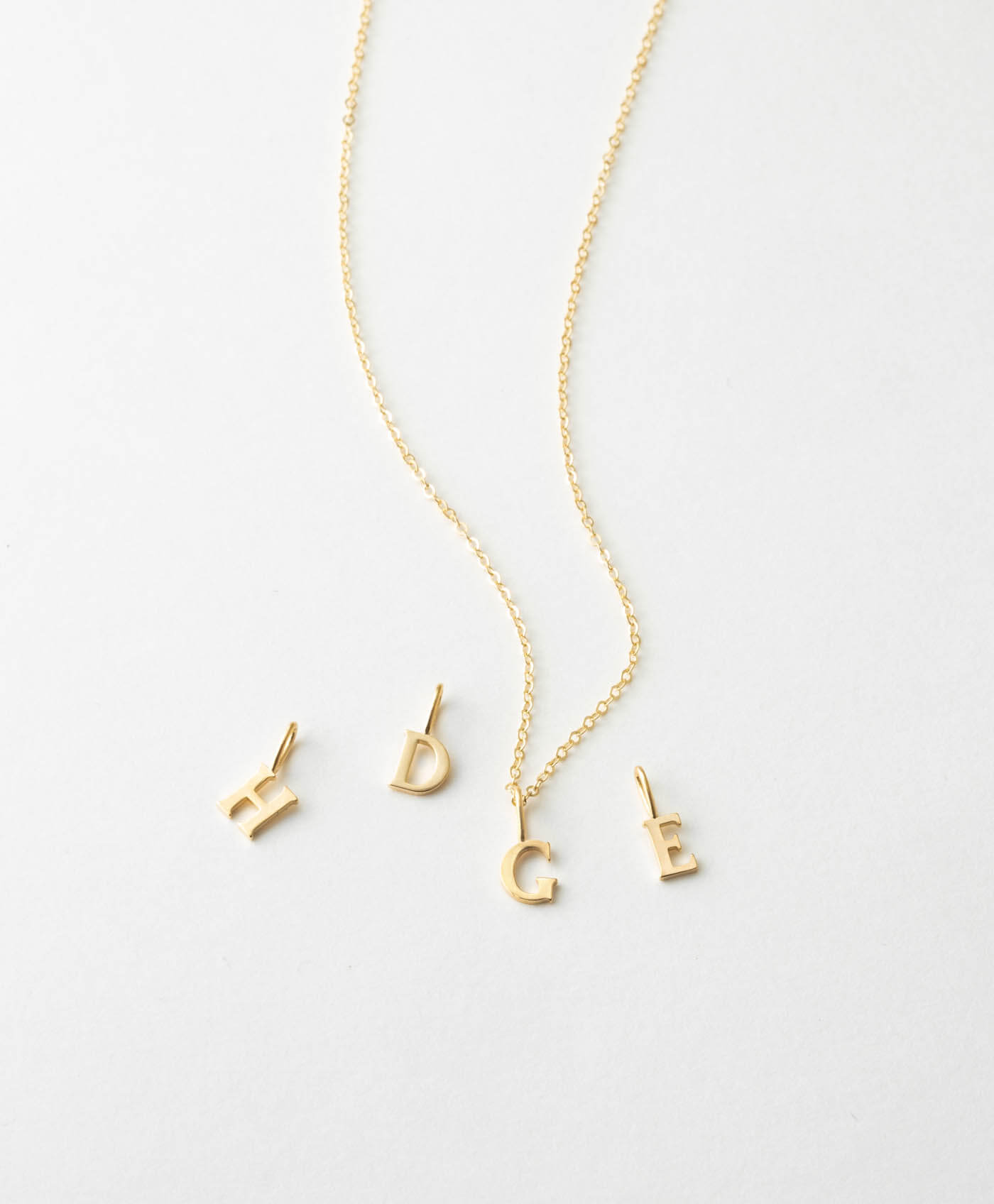 serif-gldn-letters-10113.jpg